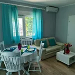 شقة Nevenka تروغير