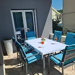 Nevenka شقة *