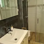 شقة Nevenka تروغير